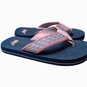 Vineyard vines thong flip-flops women’s 9 pink with blue whales